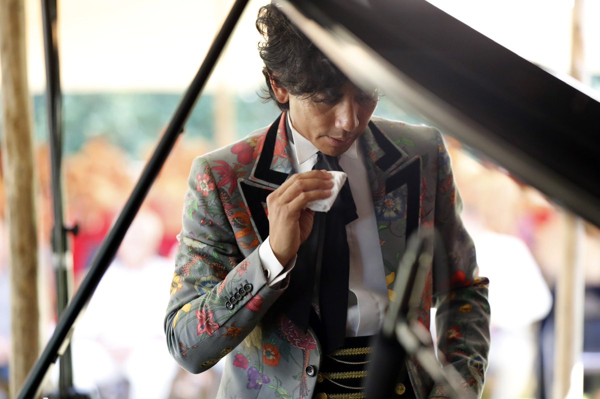 wibisoerjadi's tweet image. RETWEET en MAAK KANS OP KAARTEN voor de komende Zomerconcerten bij mij in de tuin in juli en augustus!💫🌺🌸🎹🌸🌺 💫Data en ticketlink in bio🎟#wibisoerjadi #tuinconcerten