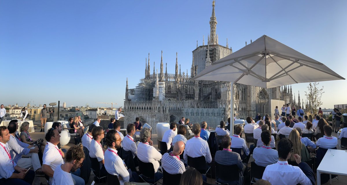 Finaliste di BHeroes5: premiata l’innovazione di processo di settori molto tradizionali come l’immobiliare per Dove.it e Kuiri per la ristorazione. <a href="/Invitalia/">Invitalia</a> orgogliosa di essere il partner pubblico dei percorsi di accelerazione di BHeroes