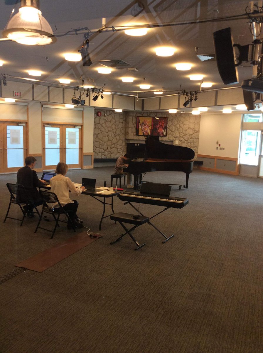 aleeexfu's tweet photo. Finished my ARCT piano exam today. It’s been nearly a decade. Played my best today. @the_rcm ❤️🙌 https://t.co/qDlNqFJ8Bl