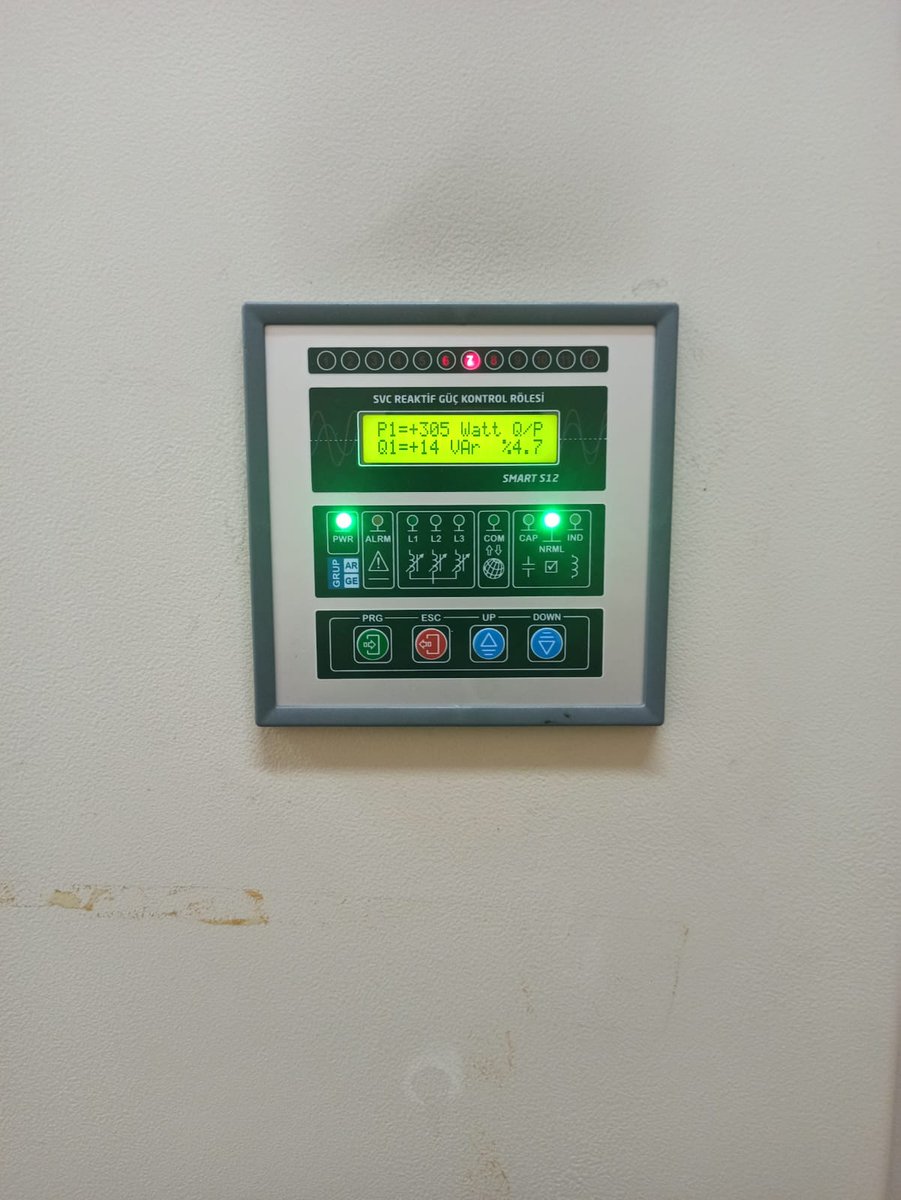 Elk-Elo alanı öğretmen ve öğrencilerimiz Temel Eğitimde 10 Bin okul projesi kapsamında  Yıldıztepe ve Nene Hatun İO ile Münir Nurettin Selçuk OO Kompanzasyon Panolarının bakım ve tamirini yapmışlardır.
<a href="/memleventyazici/">Levent Yazıcı</a> <a href="/ZekineDayolu/">Zekine Dayıoğlu</a> <a href="/aykut_akca/">Aykut AKCA</a> <a href="/Mustafa_Eldivan/">Mustafa ELDİVAN</a> <a href="/19_mstfylmz/">Mustafa YILMAZ</a>