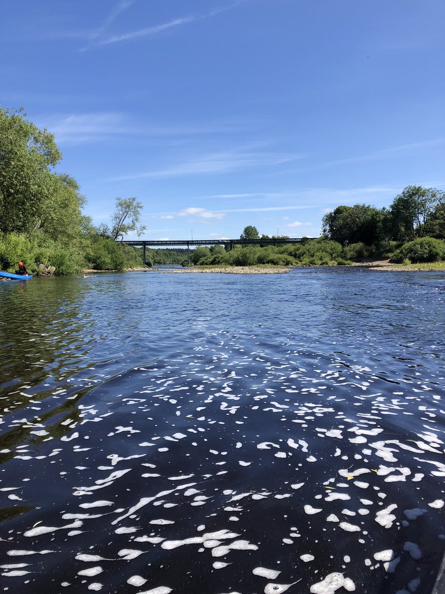 ACEadventureED's tweet photo. Positive day for our KS3 learners on the river Tyne at Prudhoe. They are now moving on to start developing their moving water skill after developing a solid foundation of skill on the flat water environment https://t.co/0F2BXTGlYf