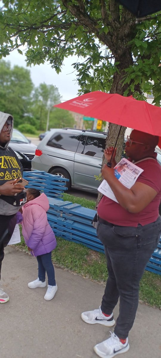 KKCRecruiterKH's tweet photo. Enjoyed time at Something Good in Englewood Resource Fair in the beginning of June. They gave away free computers for families in attendance and a space for kids to play. It was great to be a vendor on this day and even with the rain starting stopping we remained.  @KKCEnrollment https://t.co/ZoC5iS78P5