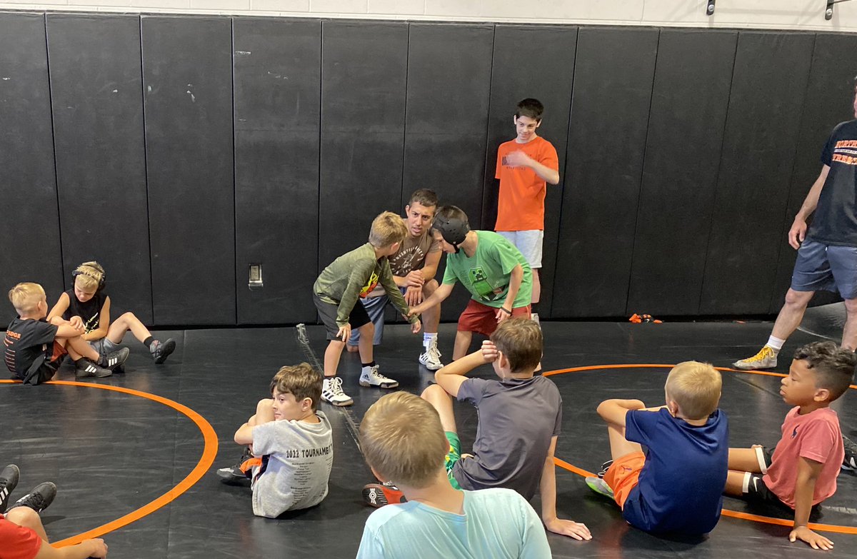 KKidWrestling's tweet photo. Great first day of camp. Coach Sommer and @danny_moran14 showed some fantastic Konkrete technique! https://t.co/nzBJDW67ND