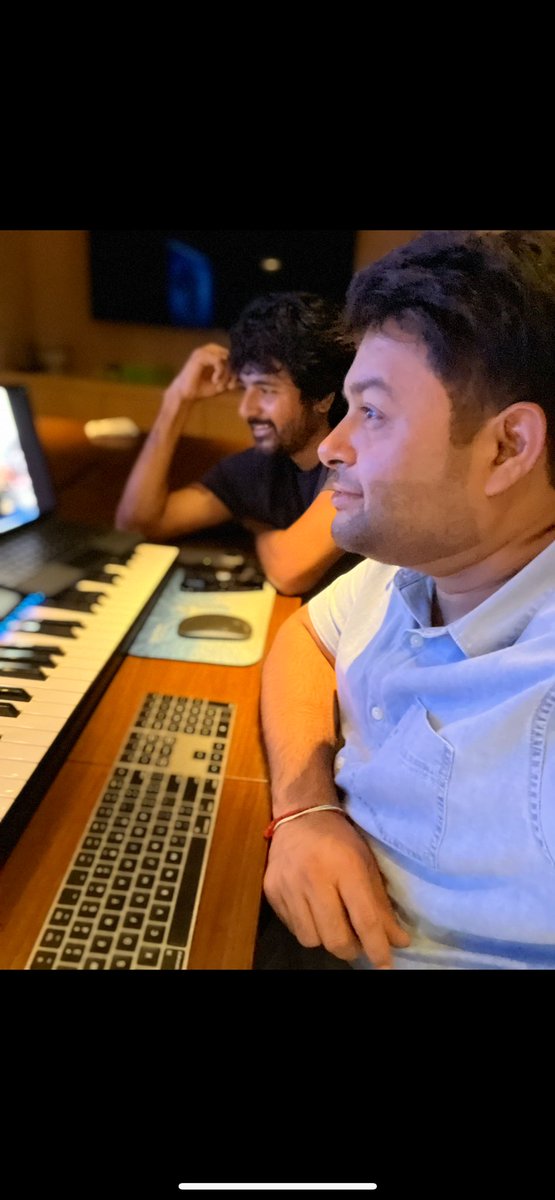 MusicThaman's tweet photo. With our Dear #Don @Siva_Kartikeyan and dandanakaaa don @anudeepfilm 🤪

#Prince 💞 https://t.co/mmMqsSUpTL