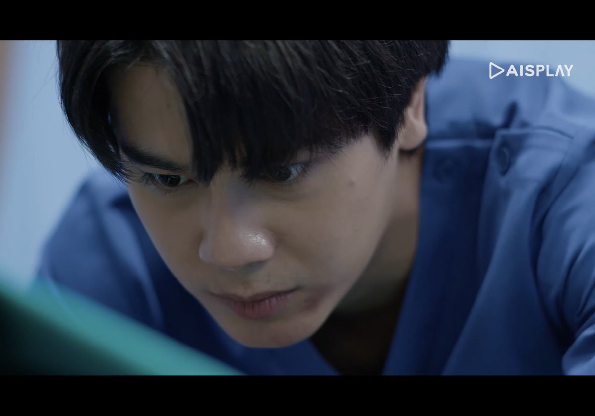 Nuiclub's tweet photo. ต้นน้ำเป็นคนทีแสดงแบบ effortless คือไม่ได้พยายามให้ดูดี แต่เล่นให้ดี แบบไม่ต้องพยายาม #ทริอาชTheseriesEp10 https://t.co/jtp7iWpIVQ