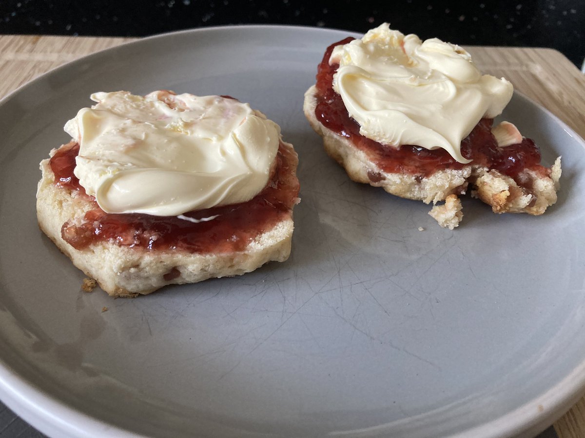 timsrunworld's tweet photo. I mean, she’s wrong, but who am I to argue?

Just following orders…😳

#thebigdebate #sconewars #teamcreamfirst #jamontop https://t.co/8ID320mkWT