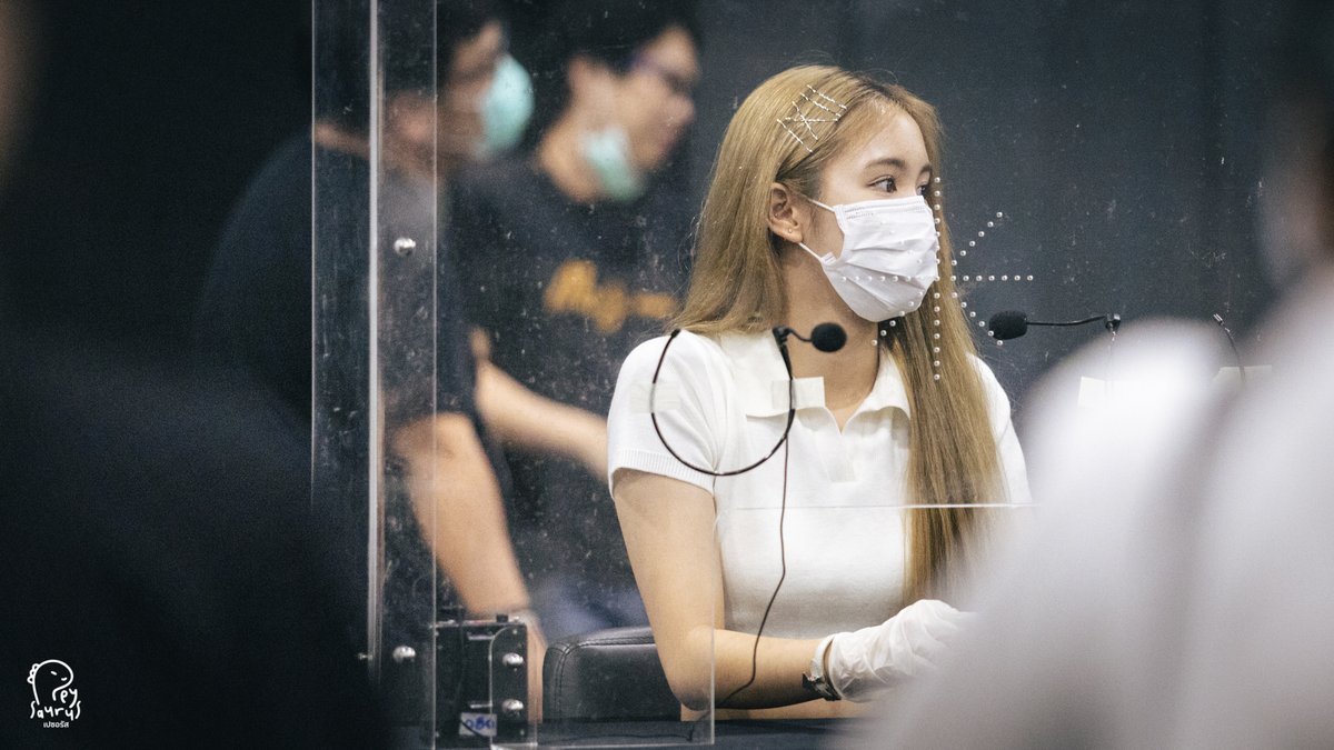 Peysaurus_TH's tweet photo. [19062022] #BNK48CGM48TradingMarket 

ปาเอญ่าสวยสง่ามาก ✨

#PaeyahBNK48 #BNK48 https://t.co/ZnfnwtMnnG