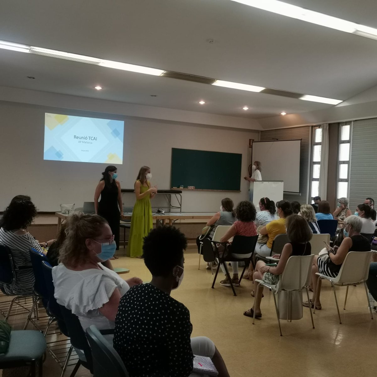 Avui reunió de coordinació amb les #tcae Tècniques de cures auxiliars d'infermeria ❤️🤲de #apmallorca a <a href="/CSEmiliDarder/">CS Emili Darder</a> 

#apalteucostat 🌈<a href="/ibsalut/">Servei de Salut de les Illes Balears (IB-SALUT)</a> <a href="/SalutGOIB/">Conselleria de Salut</a>