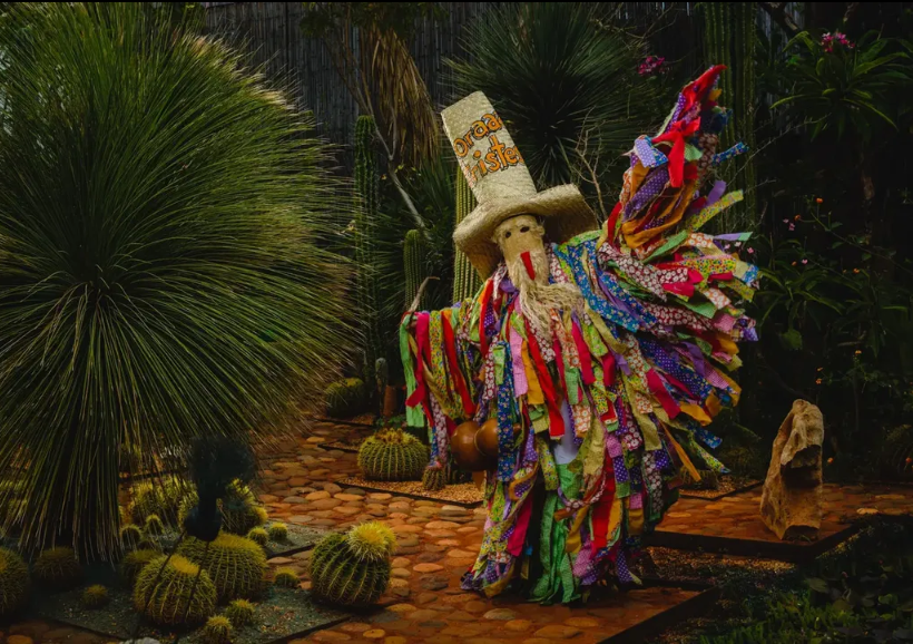 Oaxtravel's tweet photo. El tiliche, personaje icónico del carnaval de Putla, #Oaxaca.

Gracias a robertogijon76 por esta bonita fotografía. Te invitamos a conocer su galería en Instagram. Recuerda subir tus fotos con el Hashtag #OaxTravel y #OaxacaLoTieneTodo para estar en nuestras menciones diarias. https://t.co/zDVqw0eWM7