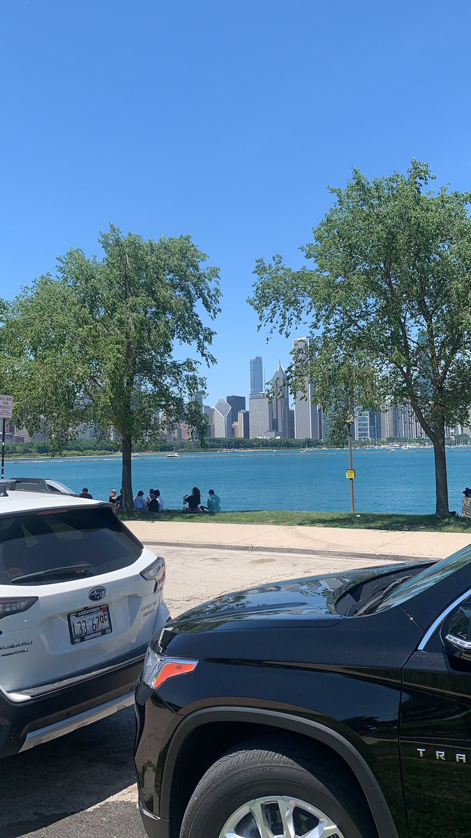AlmightyWoooo's tweet photo. chicagoooo !!!! #windycity #diamondbuilding #chitown https://t.co/NIcdnpR5JM