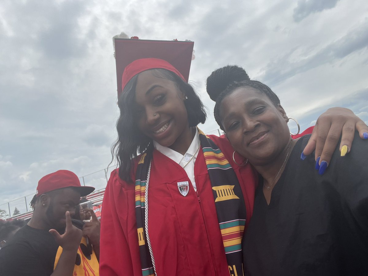 DetroitEdisonGB's tweet photo. These two @d1_ruby2  and @MadisenWardell are off to school this week!!! Thank you for trusting EDISON!!! We know you will do well..#TeamDEPSA WinnersWork https://t.co/fq6dwoDAM6