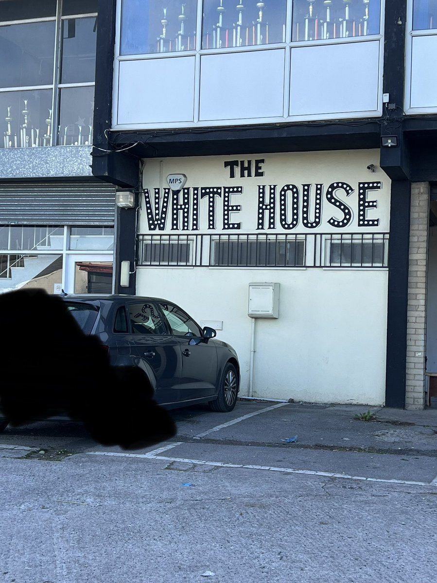 People of Leeds we have a winner! My daughter is a proud member of <a href="/whiterosecheer1/">White Rose Cheer</a> so I spend at least 4 nights/days a week in and out of this car park in Gildersome 🎀