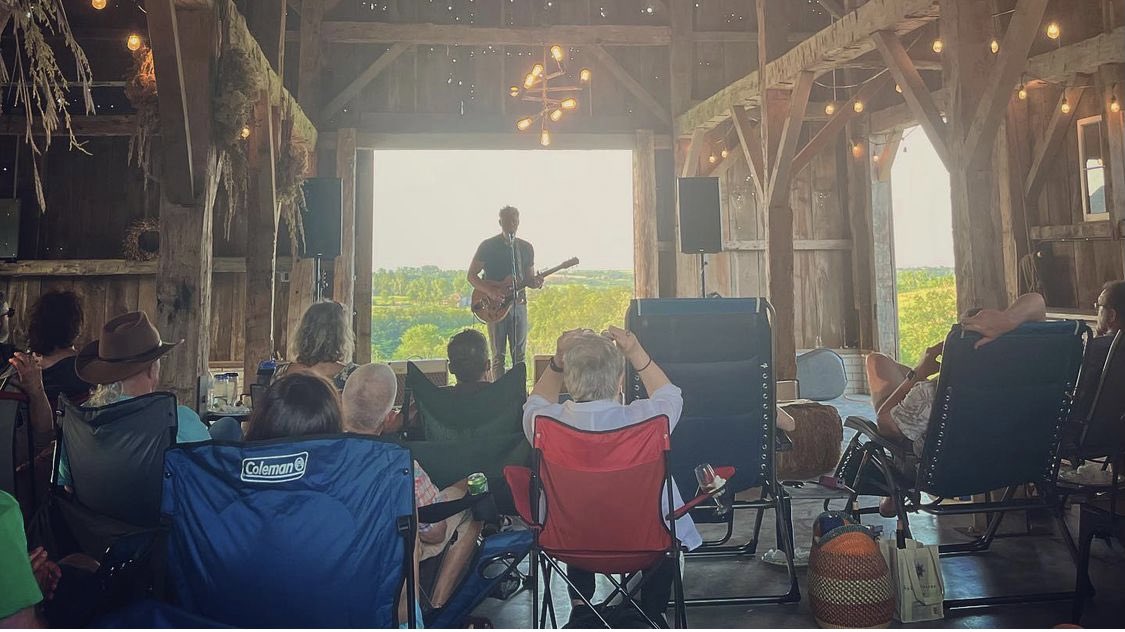 HomeDitty tweet media