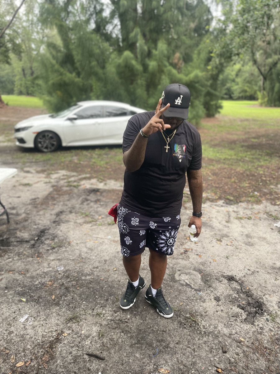 RixhesFatt5's tweet photo. #SummerTimeCookOut had a good time yesterday despite Mother Nature being gooked out as usual https://t.co/9SFl9xIUCX