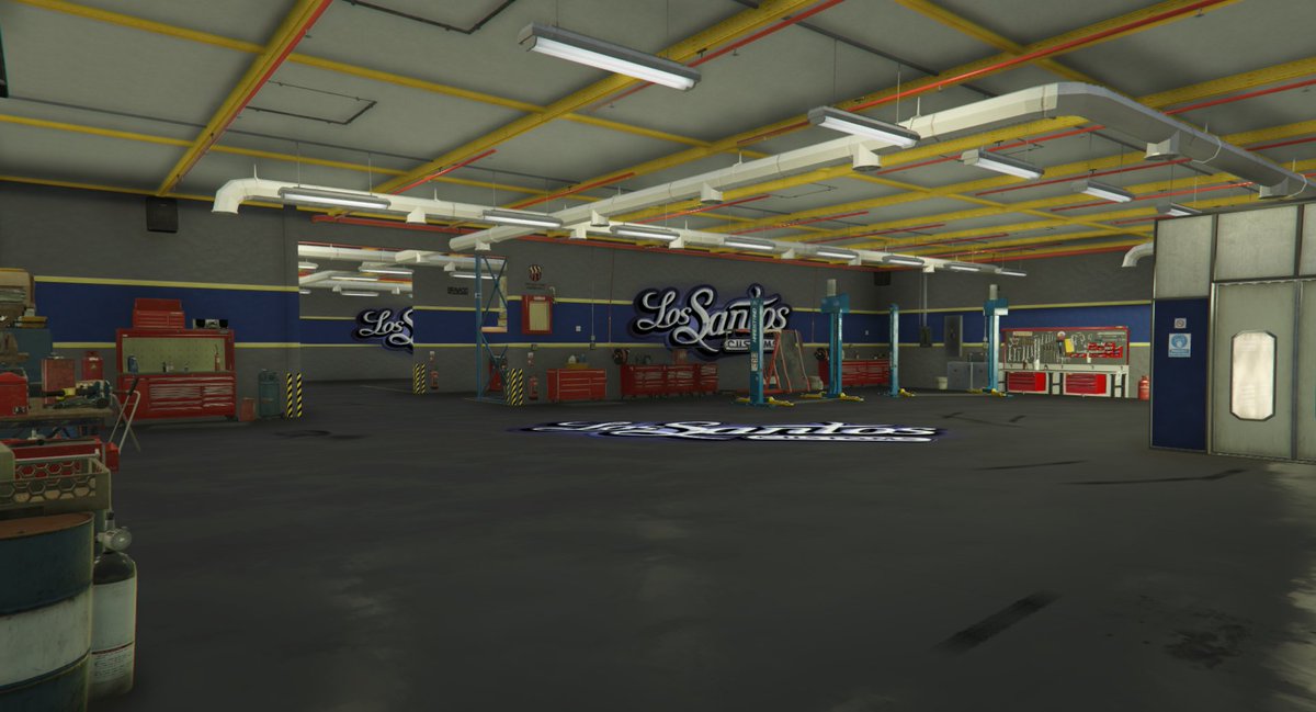 HomeVxyz's tweet photo. Changelog " Chocolate Bar 0.0.5r " 
+ Einbau neue Bilder für Garagen und Händler*innen
+ Einbau Waffen an Brust oder Rücken (nur zweihändige Schusswaffen)
+ Einbau neue Animationen
+ Einbau mehrerer MLOs und Mappings https://t.co/fp7lcy3x2J