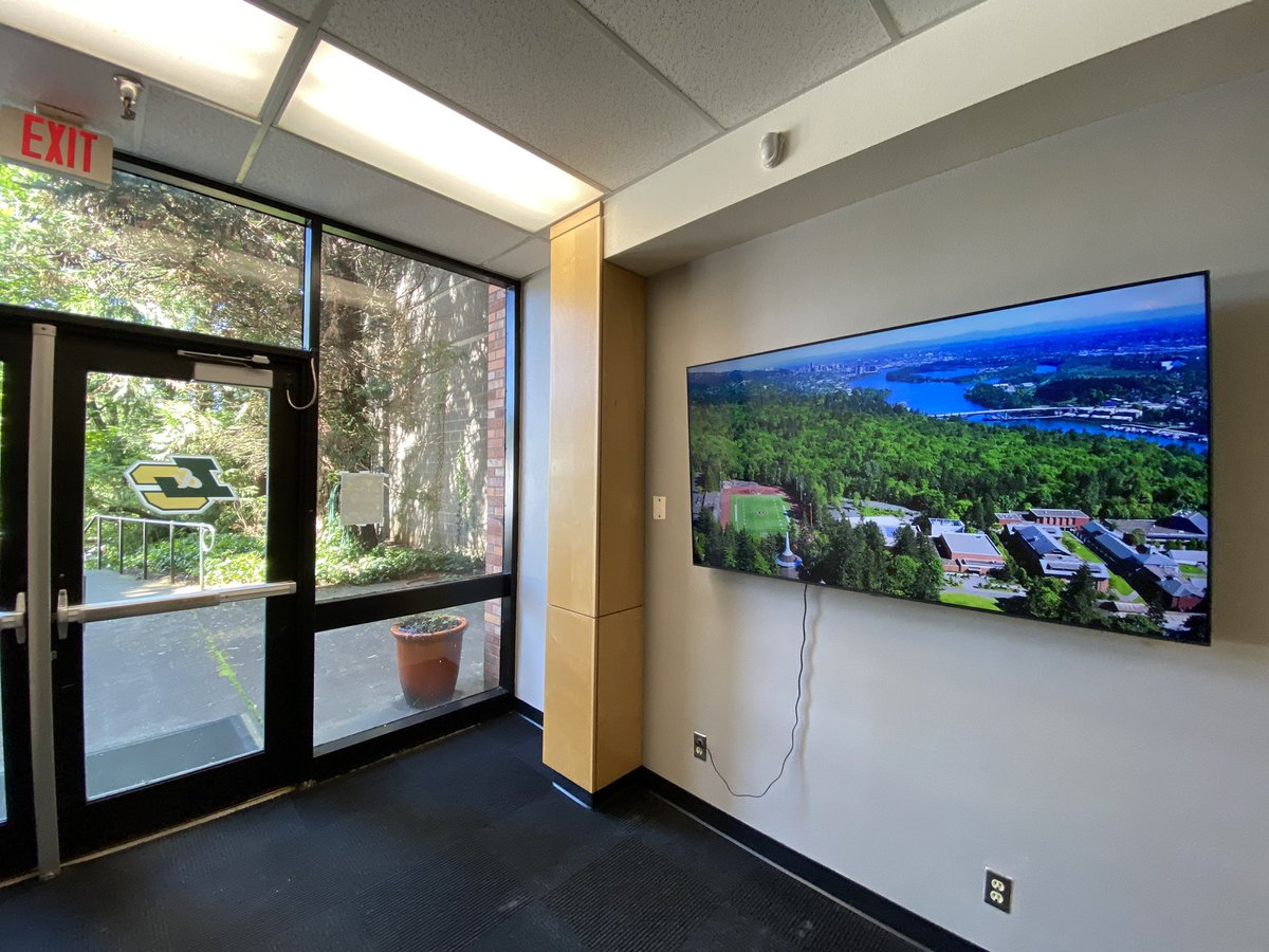 Lewis & Clark Track and Field / Cross Country tweet media