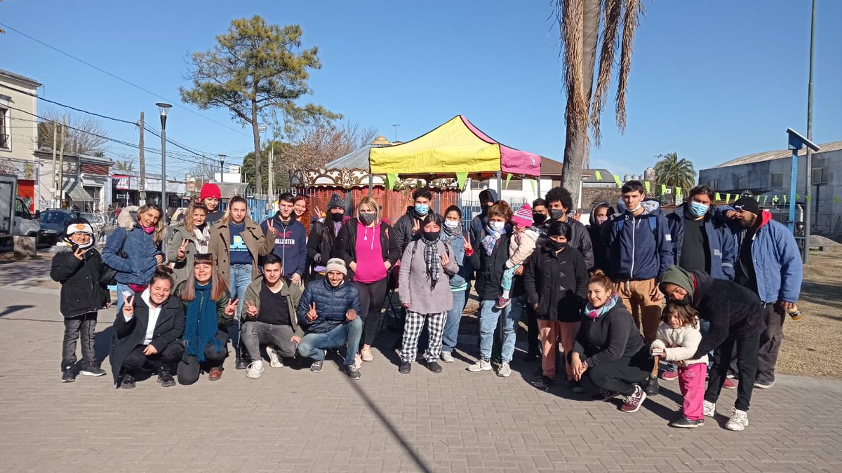 JPaltebrown's tweet photo. Niñas y niños disfrutaron durante el día de estas actividades recreativas al aire libre☀️ https://t.co/ZsFJMZ5xFV