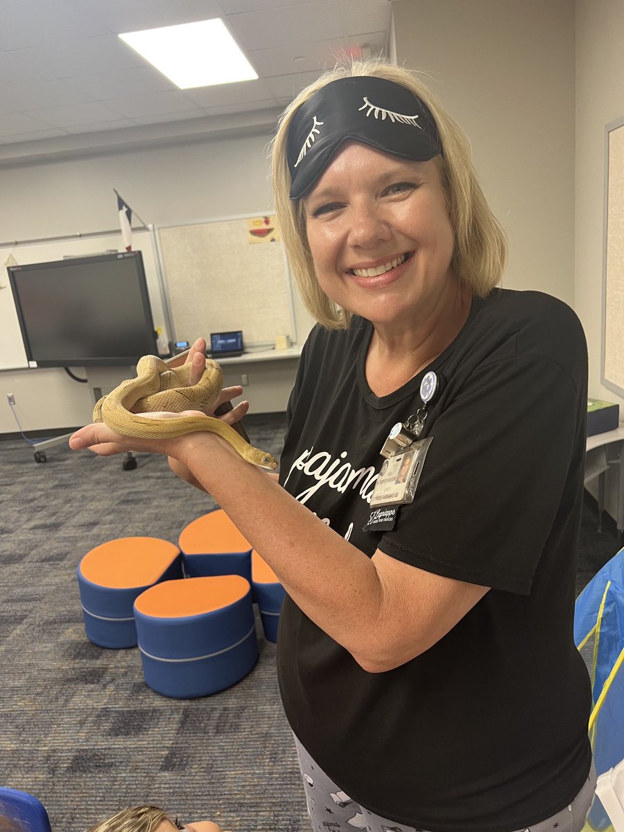 Summer School FUN at Lowery Elementary! ⁦⁦<a href="/MrsParsonsPope1/">MrsParsons@Pope</a>⁩