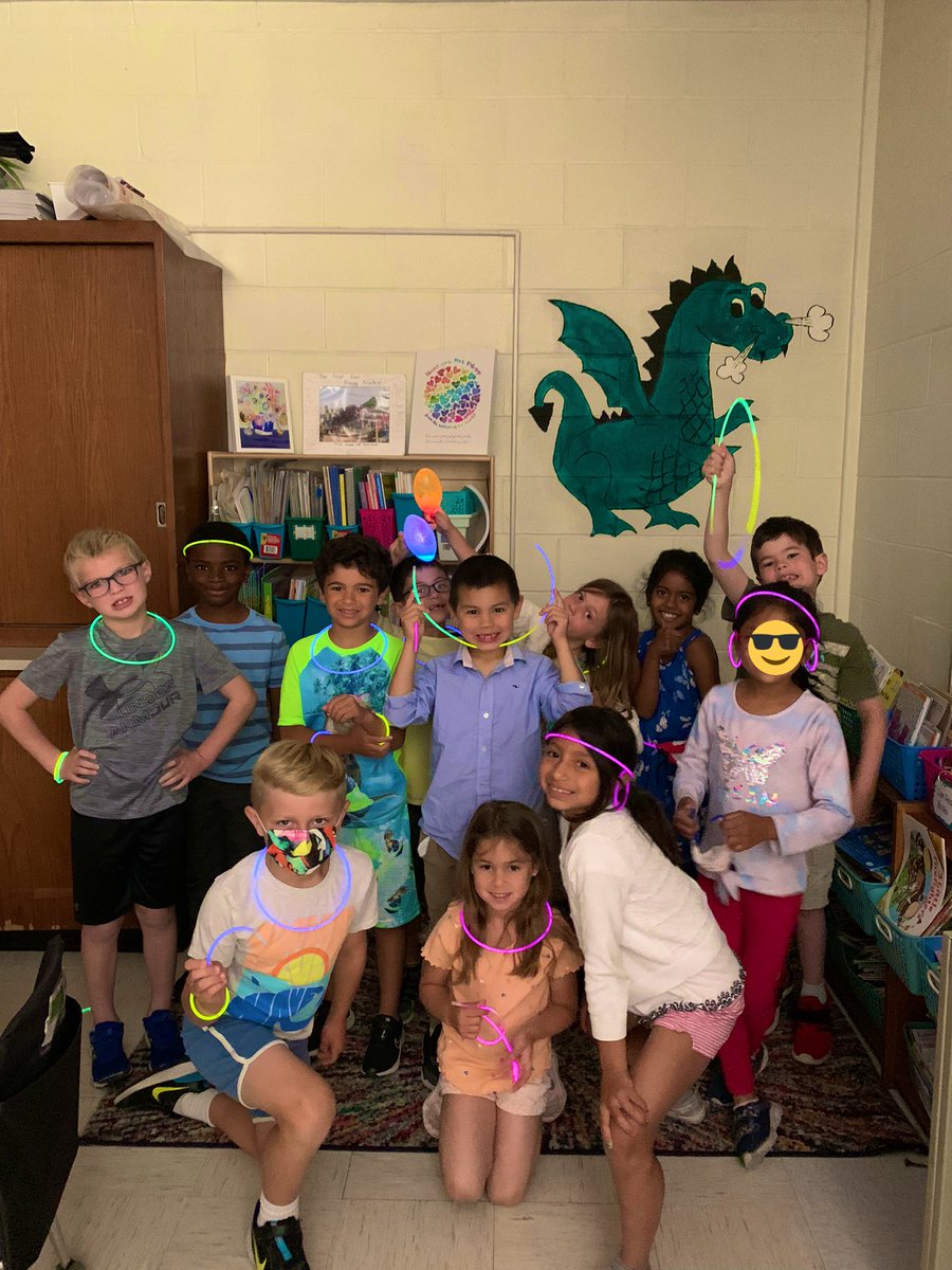 StoysClass tweet picture
