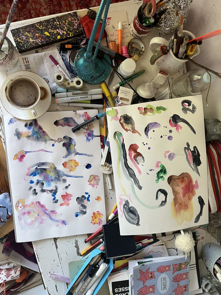 Snowferma's tweet photo. This is what i do. I splash! Beautiful art mess is my favourite kind of mess lol https://t.co/UdaJrKrZib