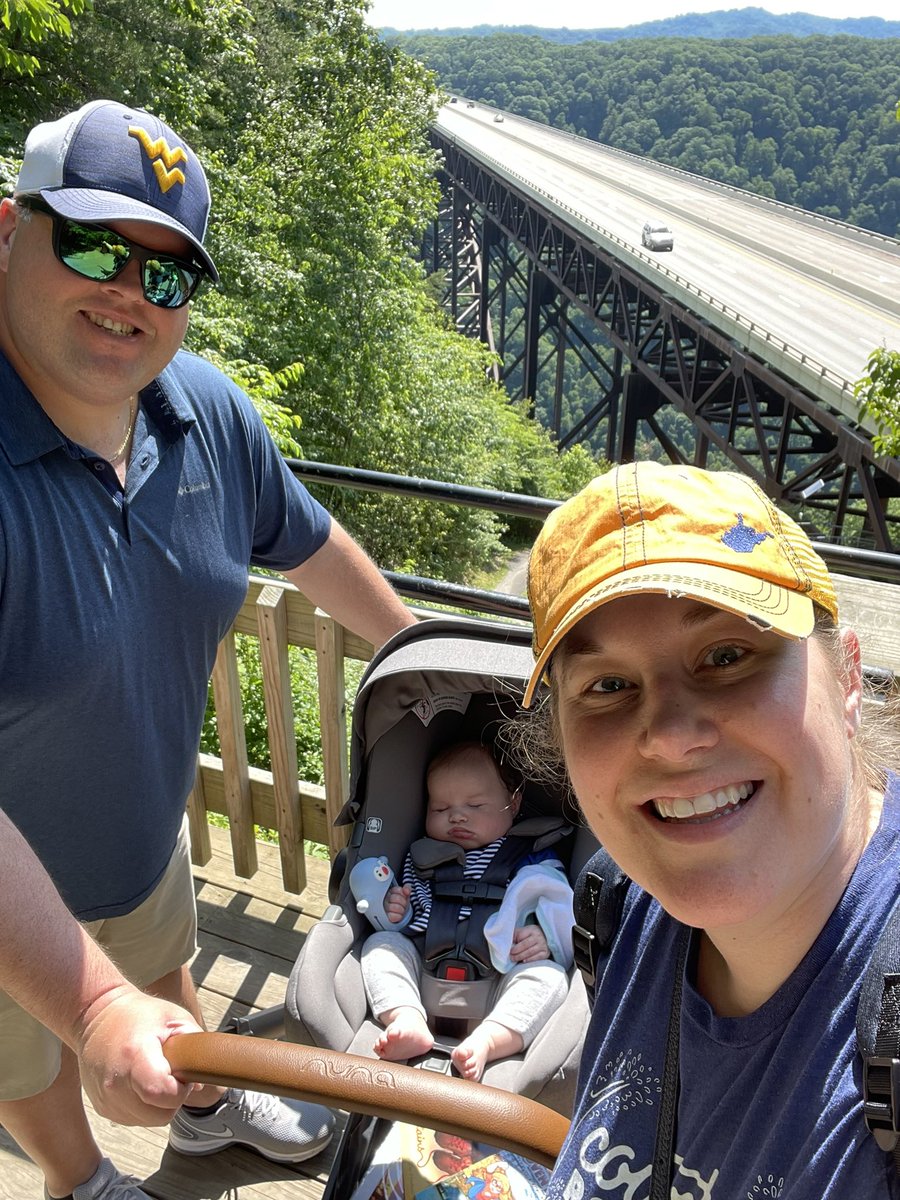 Lisa Costello tweet media