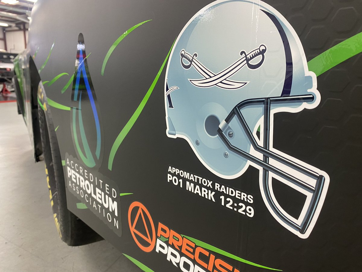 4Coach7's tweet photo. ￼
Car #26 (Jeff Earnhardt is the driver) in Nashville this Saturday. ForeverLawn (sponsor) put our football helmet and PO1 (Power of One God) on their car!  The race is this Saturday at 3:30 pm on FS1. https://t.co/VqGIGOP5Au