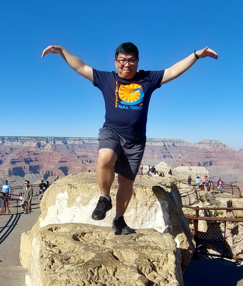 AngAlvin's tweet image. Ala Karate Kid at the Grand Canyon!