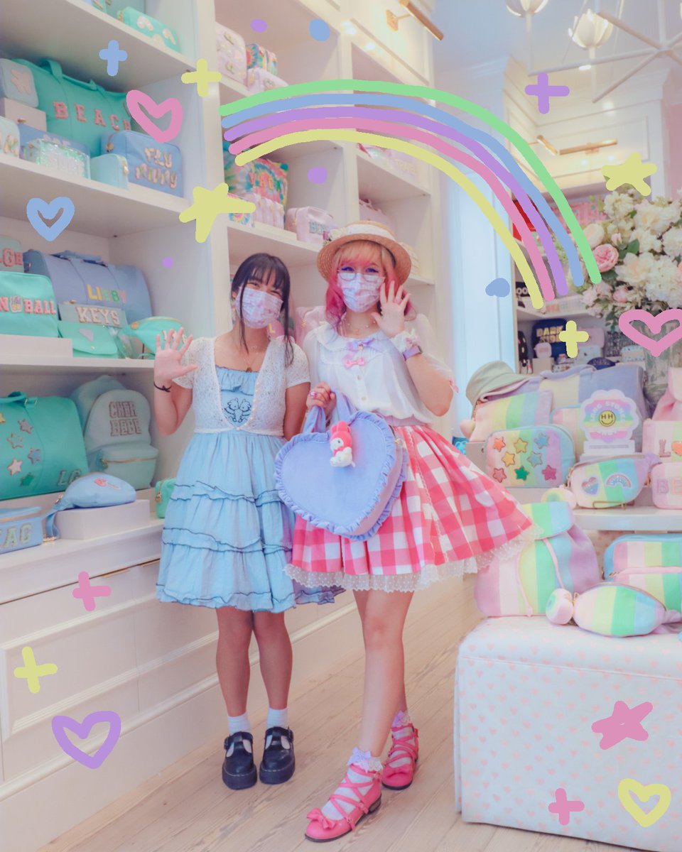 Kammiepompom's tweet photo. https://t.co/3z1LxHMNcn
The building is soooo cute @STONEYCLOVER NOLA on magazine st πππππ
π #magazinest π #neworleans π #stoneycloverlane π #stoneyclovernola π #stoneyclover π #jfashion π https://t.co/ZgSqidJb94