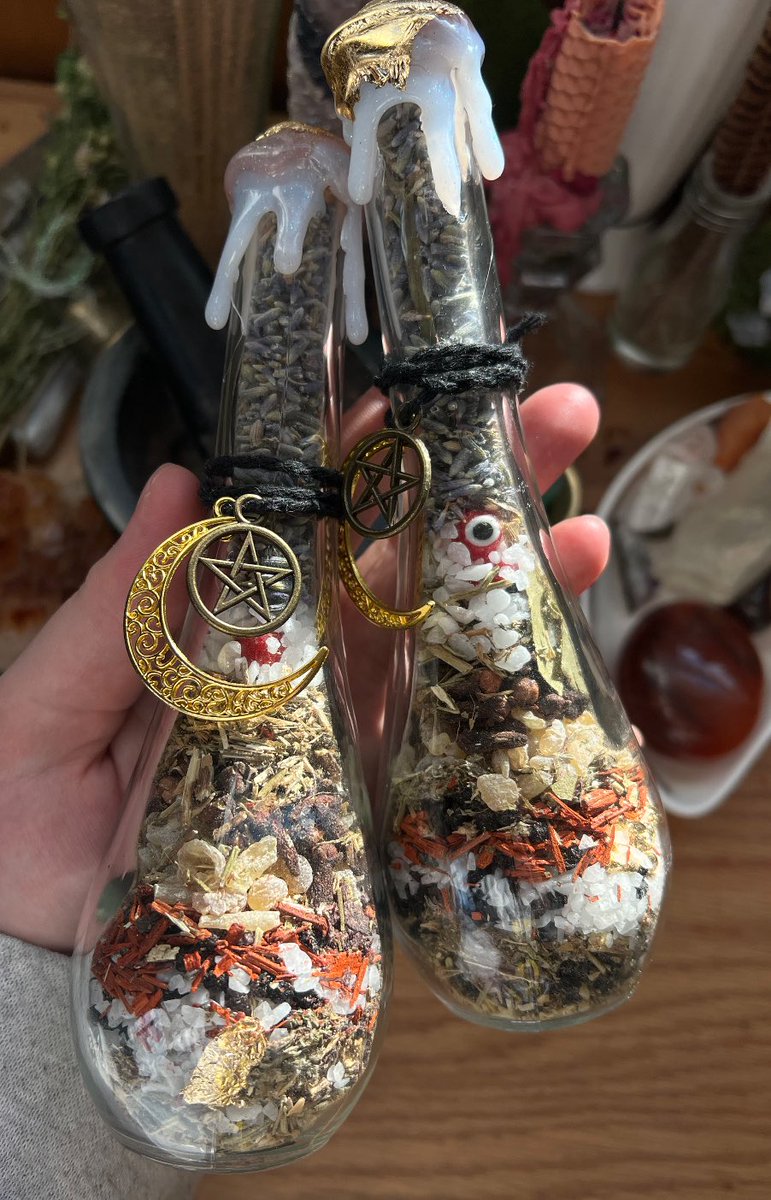 spacevaluee's tweet photo. some spell bottles that are looking for homes 🌿✨ https://t.co/q1l3DF38xE