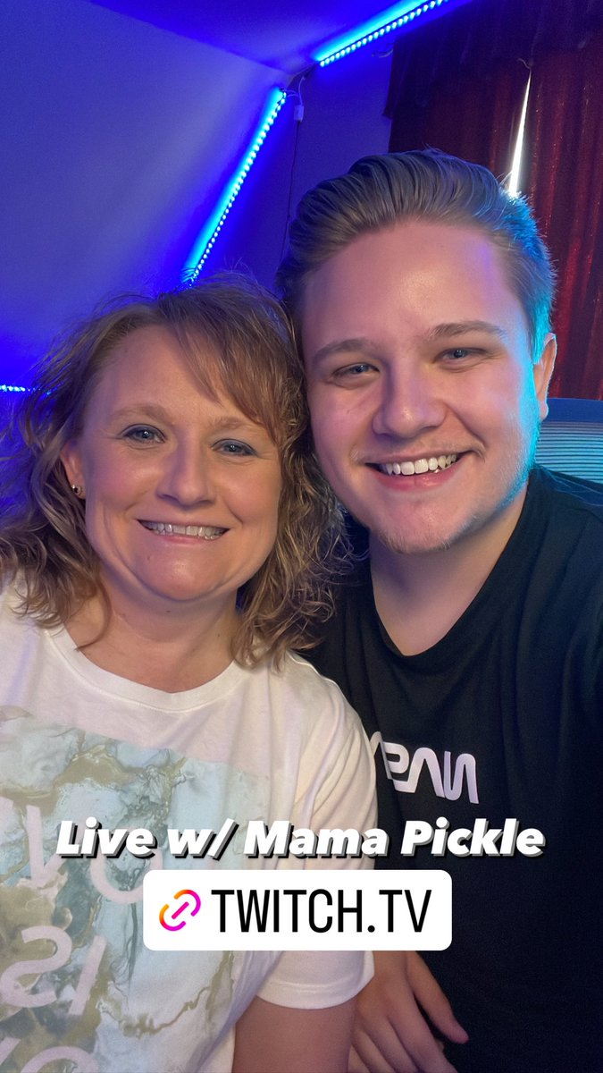 Live w/ Mama Pickle 

{ twitch.tv/KingDylpickle }