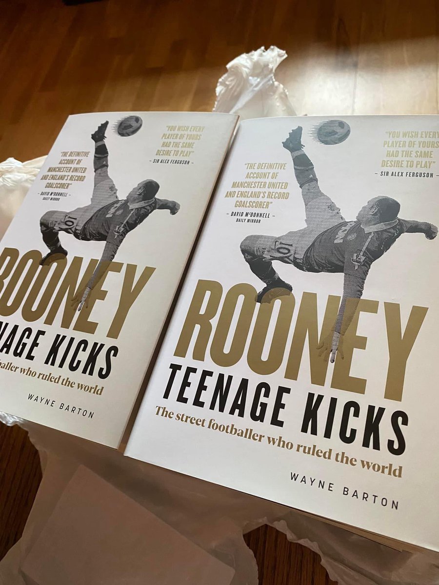 WayneSBarton's tweet image. Win a copy of my book 

Wayne Rooney - #TeenageKicks

368 pages in hardback. “The definitive account”

Just retweet this tweet and follow me to enter. 

Winner picked tomorrow, 21st June. 

amazon.co.uk/Wayne-Rooney-T…