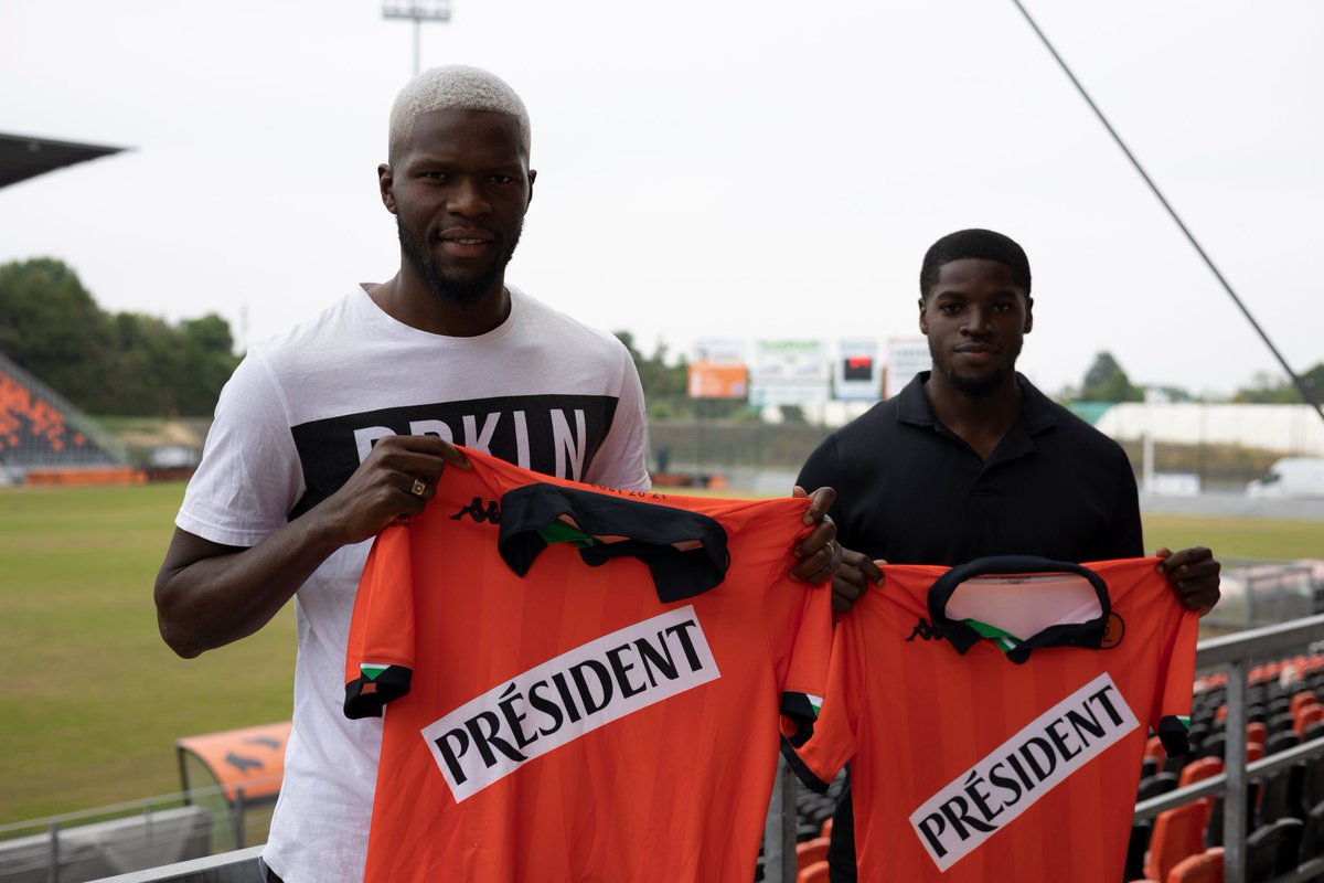 🤝 <a href="/stadelavallois/">Stade Lavallois</a> 
Heureux de débuter une nouvelle expérience et relever le défi 🧡🖤