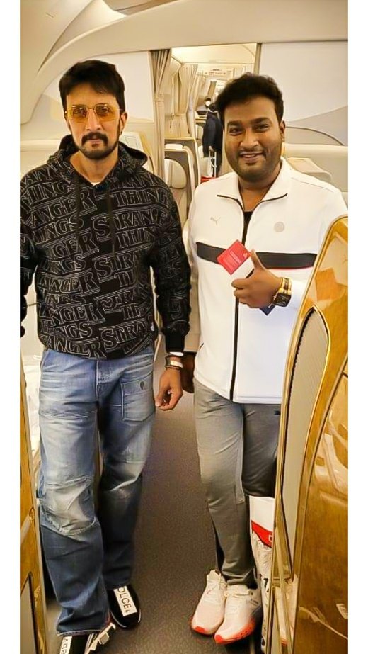 Chandukariyapa's tweet photo. #biggboss 🥰🥂
@KicchaSudeep @iampriya06 
@KSCS__Official @BleedForKichcha 
#kichchasudeepa https://t.co/V0tTTWAXCR