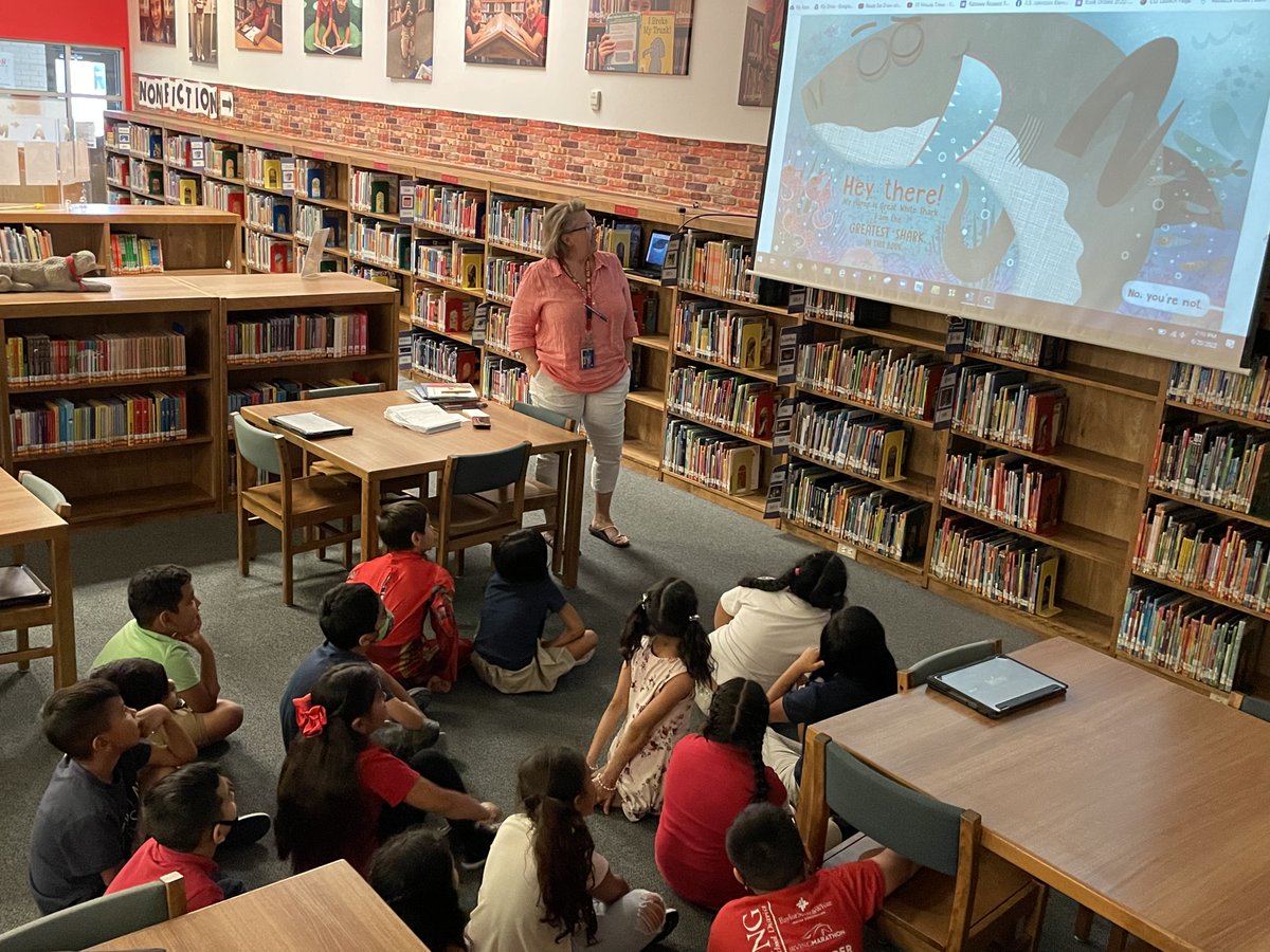 Library fun! #iisdsummer22