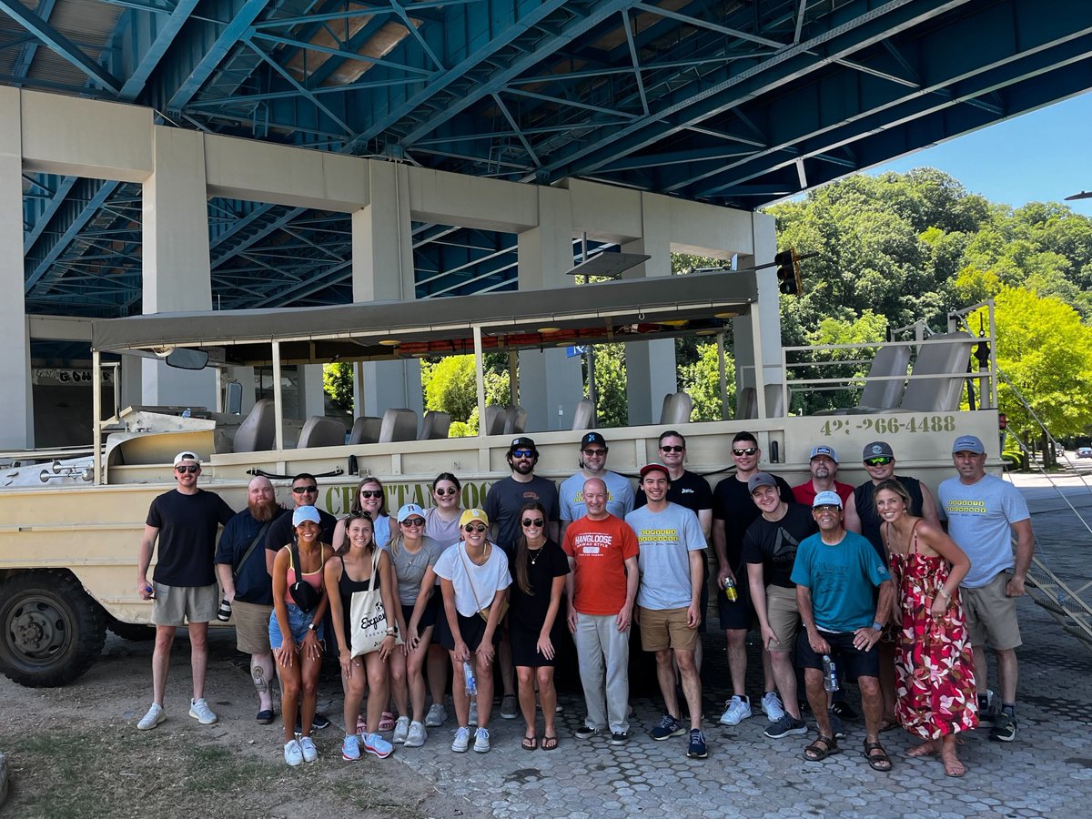 ExpertsExchange's tweet photo. We had a blast at our company meet-up in Chattanooga Tennessee this past week. From Duck-boat tours to happy hours at the office and much much more, it was so great to have the EE team back in the same city again!
#ExpertsExchange #team #chattanooga https://t.co/03aJh55DAd