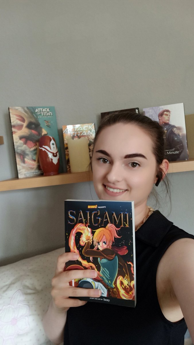 Spot me with @saigamiproject 's SAIGAMI VOL 1!! Got it along with @WhytManga 's Apple Black Vol 1 by @Saturday_am @QuartoKnows 😍🥰 The books have such a good quality and the storylines are amazing! Without spoilers: I love the new beg of Saigami😍🥰 #comic #webcomic #manga