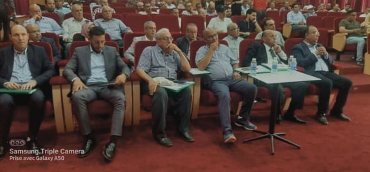 AApefel's tweet photo. Le président de la plus grande association agricole a versé des larmes lors d'un rassemblement public à cause de la crise de l'eau et implore à Dieu la mis
https://t.co/ejQt1E5ULy https://t.co/k0f5BrGHB2