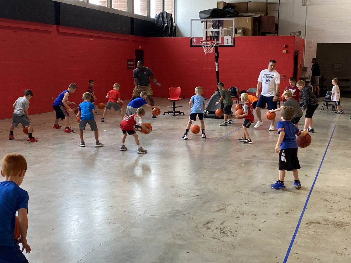 redwolvesmbb's tweet photo. Great First Day of Camp! https://t.co/hYow1FDglQ
