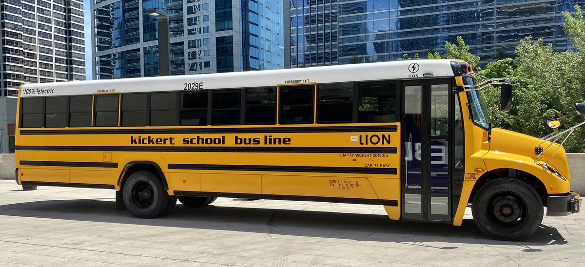 Great panel discussion at <a href="/Chicago_MARC/">MARC Chicago 2022: Building the New Normal</a> on clean &amp; equitable EV mobility/buses, including 🇨🇦’s @LionElectricCo - who is also providing transportation between venues!