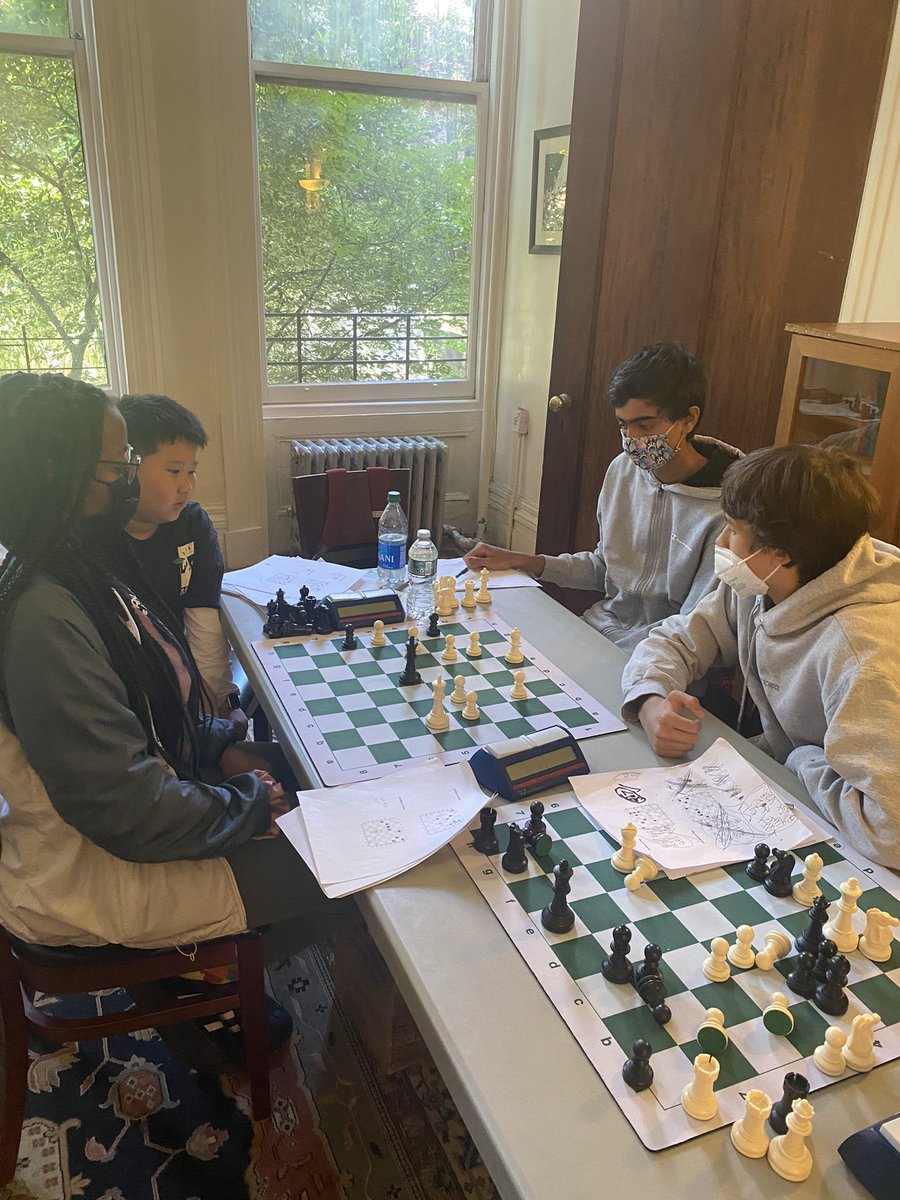 USChessSchool's tweet photo. Endgame study at the 53rd US Chess School. White to play and win 🧐 https://t.co/7boor7jXy9