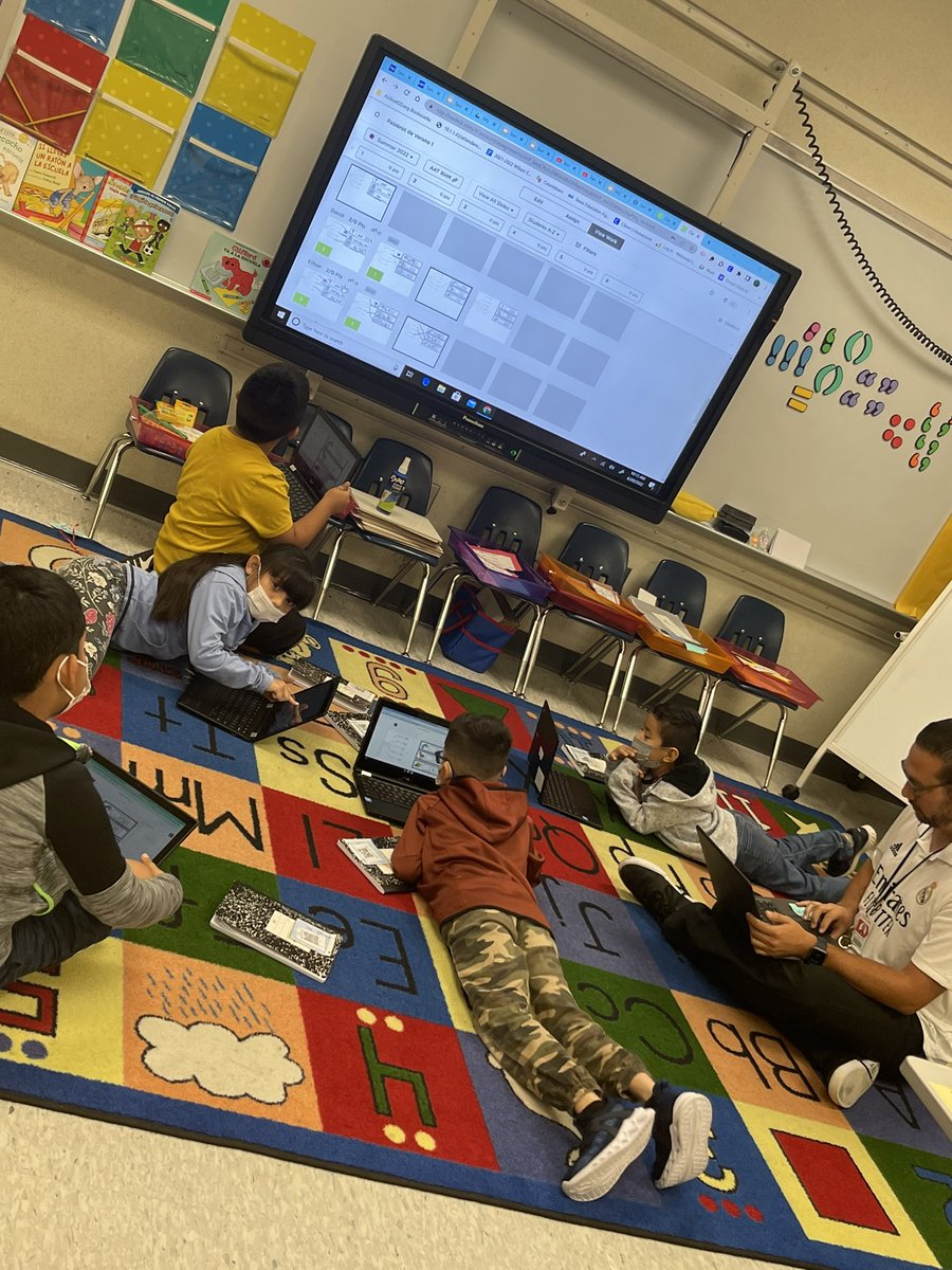 Week 3 &amp; still going strong!! 💪🏾Love the small group interactions! Scholars are really enjoying #CampCarter @IntotheFuture22 <a href="/ArtishaHolmes/">Artisha Holmes</a>