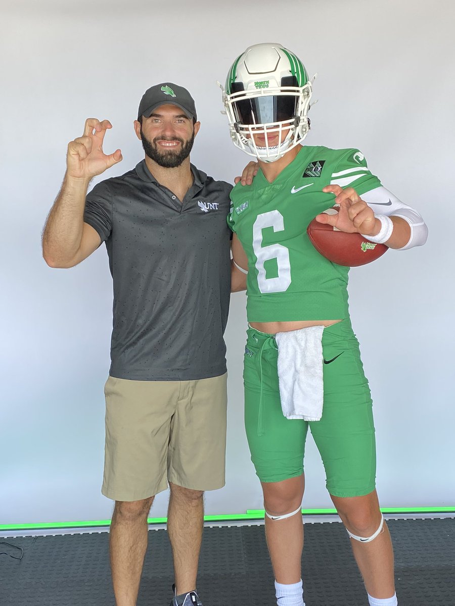 After a great conversation with <a href="/QuinnShanbour/">Coach Q</a> and <a href="/MikeBloesch/">Mike Bloesch</a> I’m blessed to say I’ve earned a scholarship from the University of North Texas! <a href="/CoachJakeHayes/">Coach Jake Hayes</a> <a href="/CoachStandley/">Wade Standley</a> <a href="/MeanGreenFB/">UNT Football</a> <a href="/SethLittrell/">Seth Littrell</a> @Creek_Football