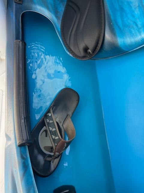 uscgEast's tweet photo. This unmanned, adrift kayak was found this morning approximately six miles east of Cape Henry, Va., at the mouth of the Chesapeake Bay. The Coast Guard is asking anyone who recognizes the kayak to contact Coast Guard Sector Virginia Command Center at 757-483-8567. https://t.co/3f0pZ9fQt1