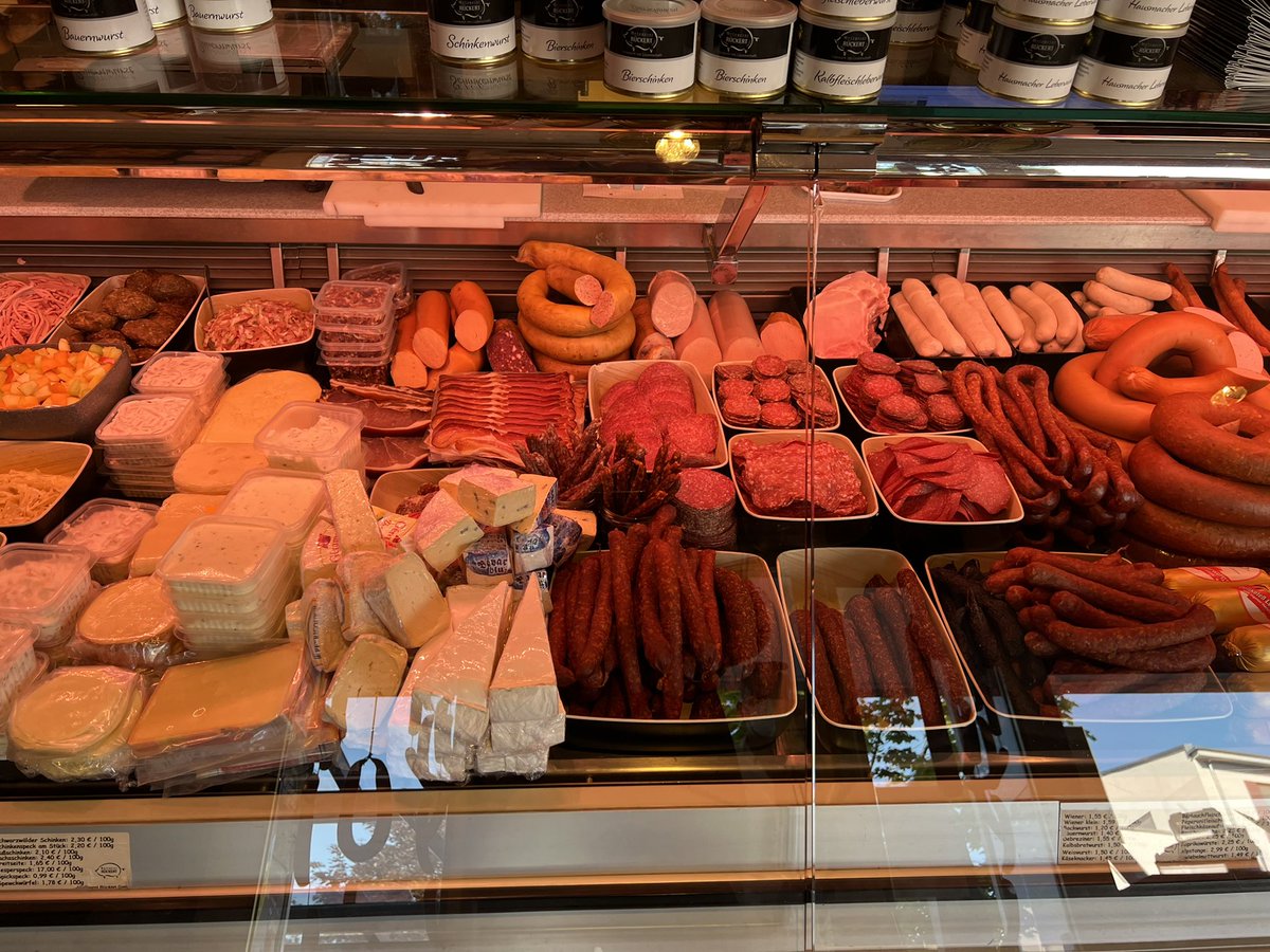 BenGoldman369's tweet photo. Nothing like going to a butcher in Europe #meatfordinner https://t.co/uYmE4UDAFP