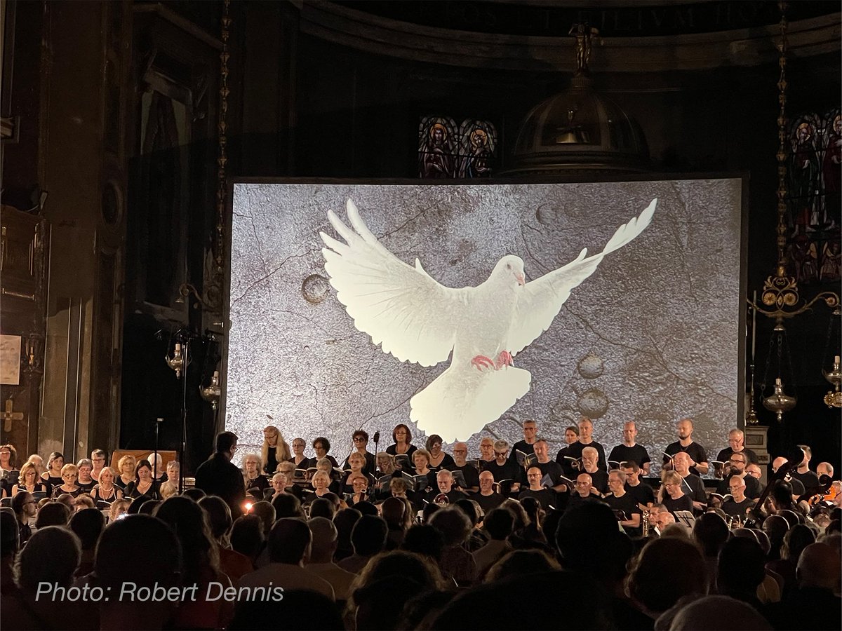 My review of The Armed Man - A Mass for Peace by Sir Karl Jenkins, performed on Tuesday 14th June in the Basilica di Santo Stefano Maggiore, Milano. With Canti Corum and the Orchestra Sinfonica di Lecco.

easymilano.com/the-armed-man-…
