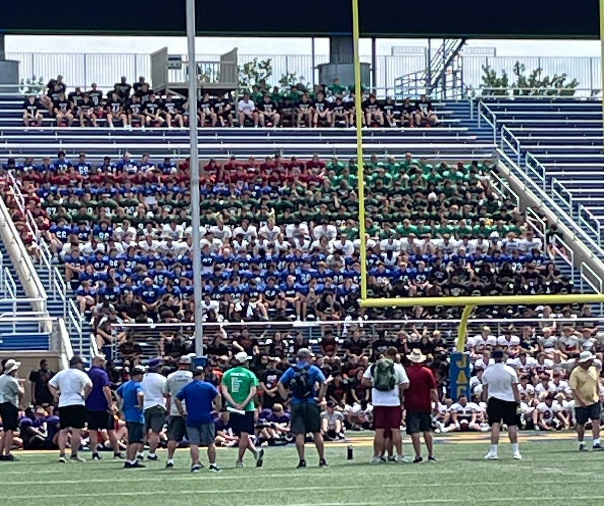 Ladder Crew (@ehsladdercrew) on Twitter photo If you ever wondered what 985 kids looks like... here you go!
Credit: Coach Gage
SDSU Team Camp 2022
<a href="/Eagan_Athletics/">Eagan Wildcats</a>
<a href="/eagantrained/">EAGANTRAINED</a>
<a href="/GoJacksFB/">SDSU Football</a> If you ever wondered what 985 kids looks like... here you go!
Credit: Coach Gage
SDSU Team Camp 2022
<a href="/Eagan_Athletics/">Eagan Wildcats</a>
<a href="/eagantrained/">EAGANTRAINED</a>
<a href="/GoJacksFB/">SDSU Football</a>