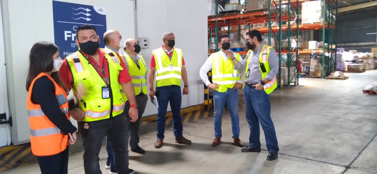 CCICHN's tweet photo. El Director Ejecutivo de la @CCICHN @Kev_rodriguezc participó de un recorrido por la Aduana La Mesa ahora administrada por @Ehisahn “Agradecemos la apertura para conocer los avances realizados, estamos anuentes a trabajar con las autoridades para mejorar los procesos”. https://t.co/XnPZXbARac