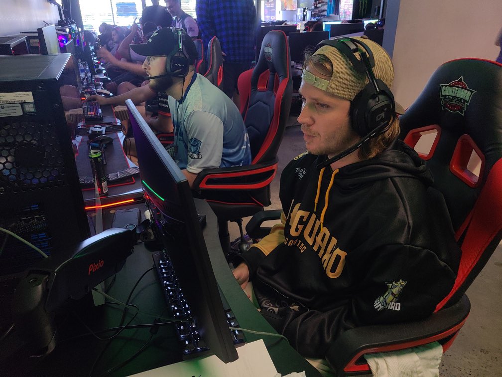 ItzMagikTv's tweet photo. This weekend was a weekend I will never never forget! Life long Friendships were made!! Can’t wait for what the future brings with my boy @IcyScopes  Thank you again to @VNGRDggs for sending me to Charlotte to compete! 
Thank you @CGNEvents_ @AGNCuatro @RecoilRoyale for hosting! https://t.co/JtxUsqHwtw