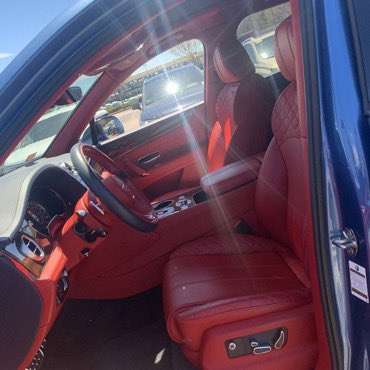 ACVAuctions's tweet photo. We love this shade of blue with the red interior on this 2017 Bentley Bentayga that recently sold on our platform! What do you think of this color scheme? #ACVAuctions https://t.co/bpGxIvw9MR