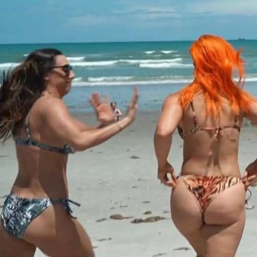 Can I please have a Gigi and Jacy? 🥺💞